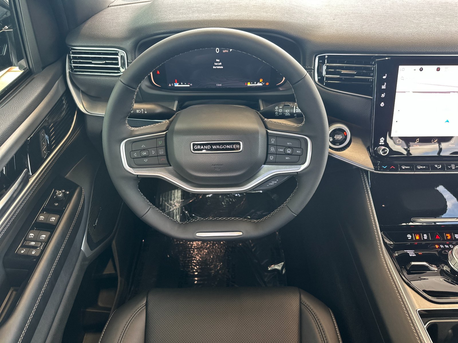 New 2026 Silver-Zynith Exterior Paint Jeep Limited Altitude image 14