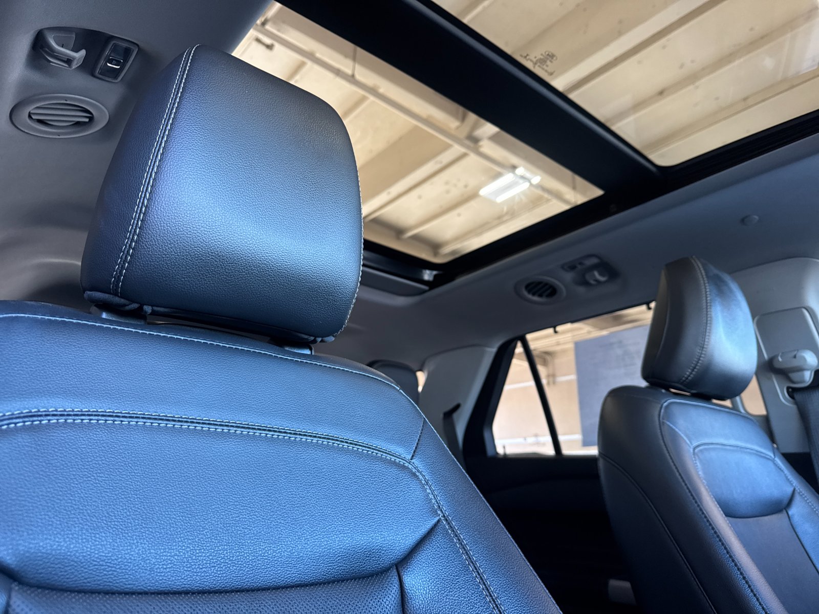 Used 2021 Blue Ford Limited image 16