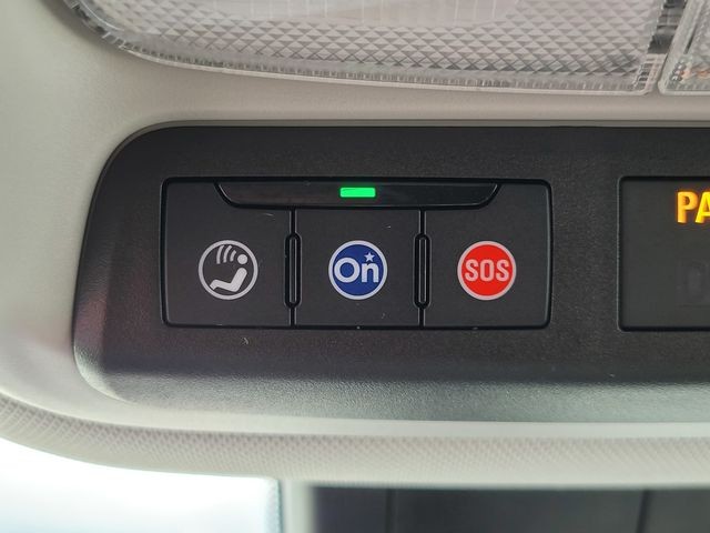 Used 2023 White Chevrolet LT image 18