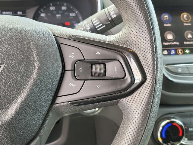 Used 2023 White Chevrolet LT image 27