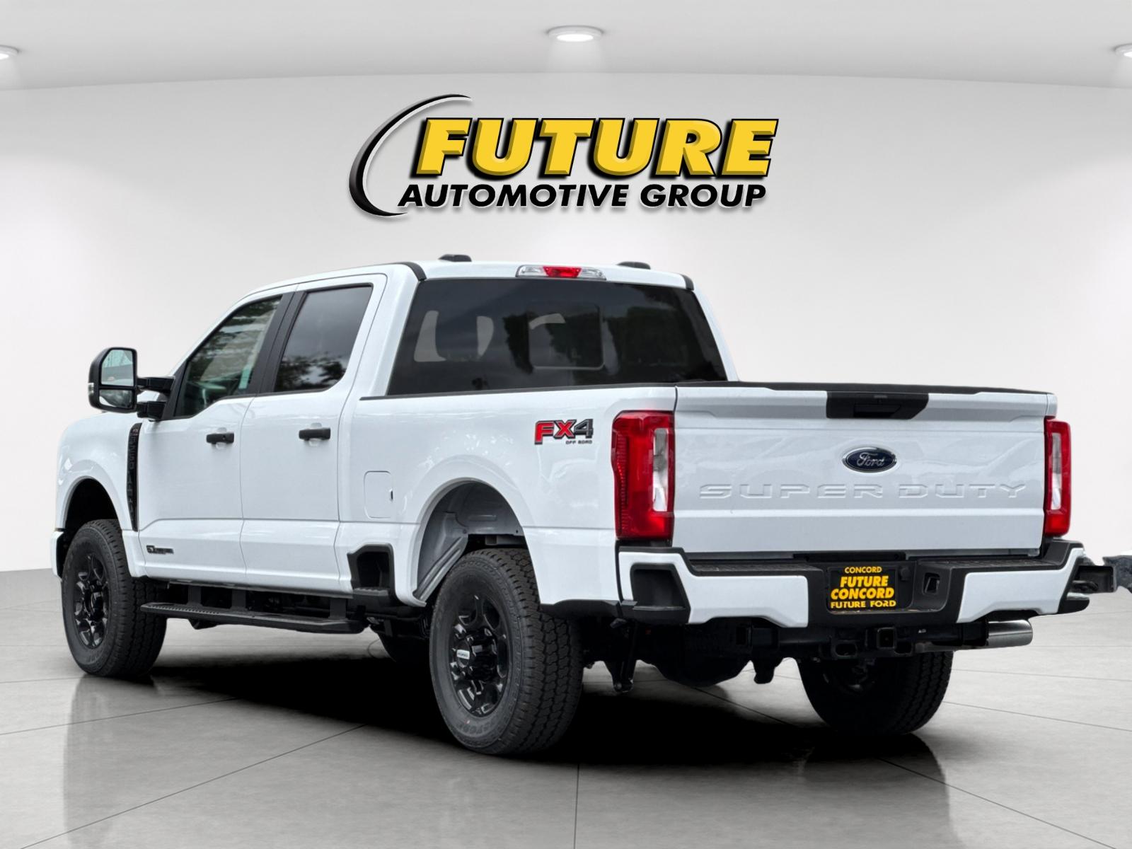 New 2026 Oxford White Ford F-250® XL image 5