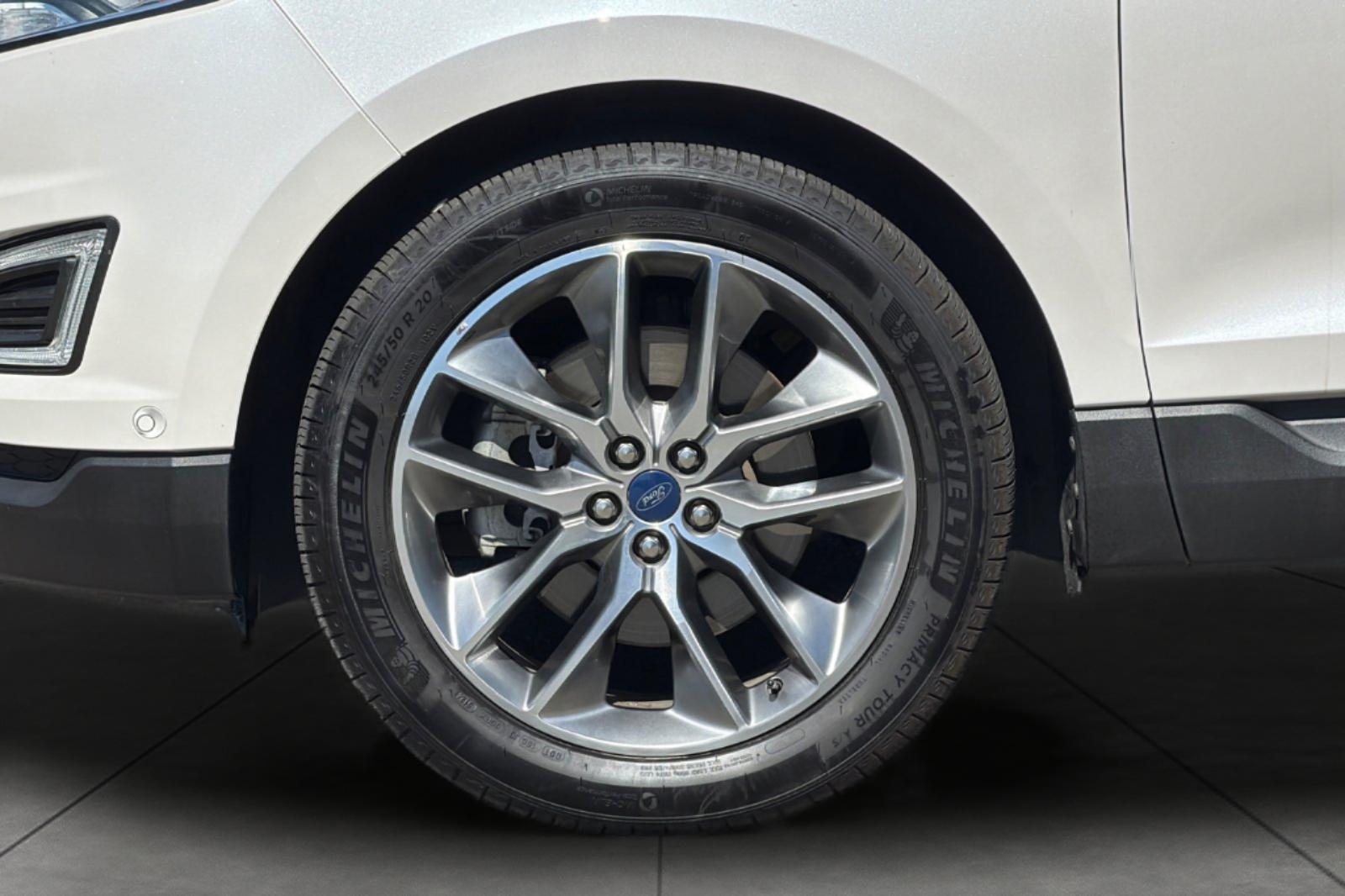 Used 2016 White Platinum Tri-Coat Metallic Ford Titanium image 13