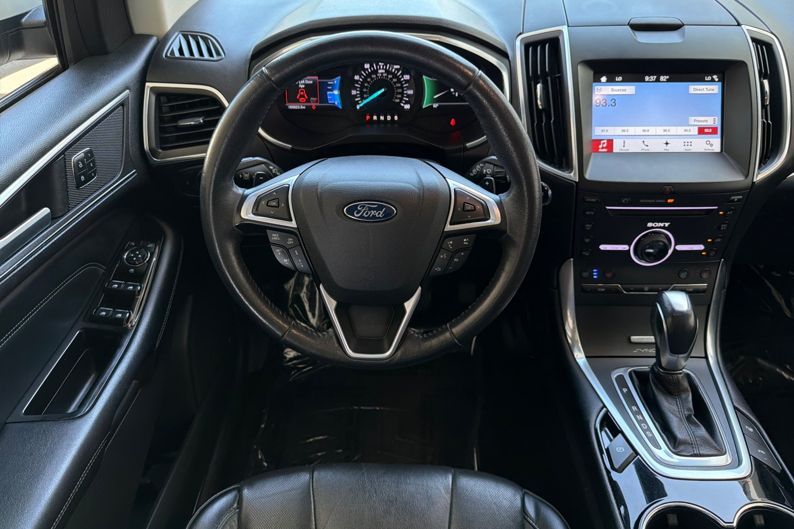 Used 2016 White Platinum Tri-Coat Metallic Ford Titanium image 18