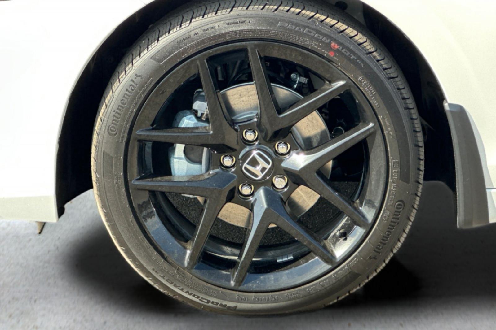 New 2026 Platinum White Pearl Honda Sport image 29