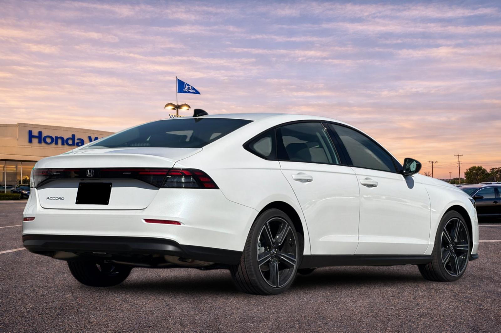 New 2026 Platinum White Pearl Honda SE image 4