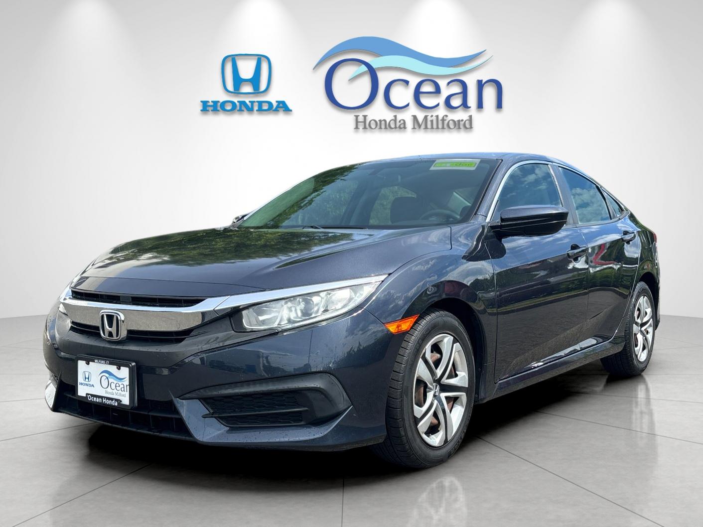 Used 2018 Aegean Blue Metallic Honda LX image 7