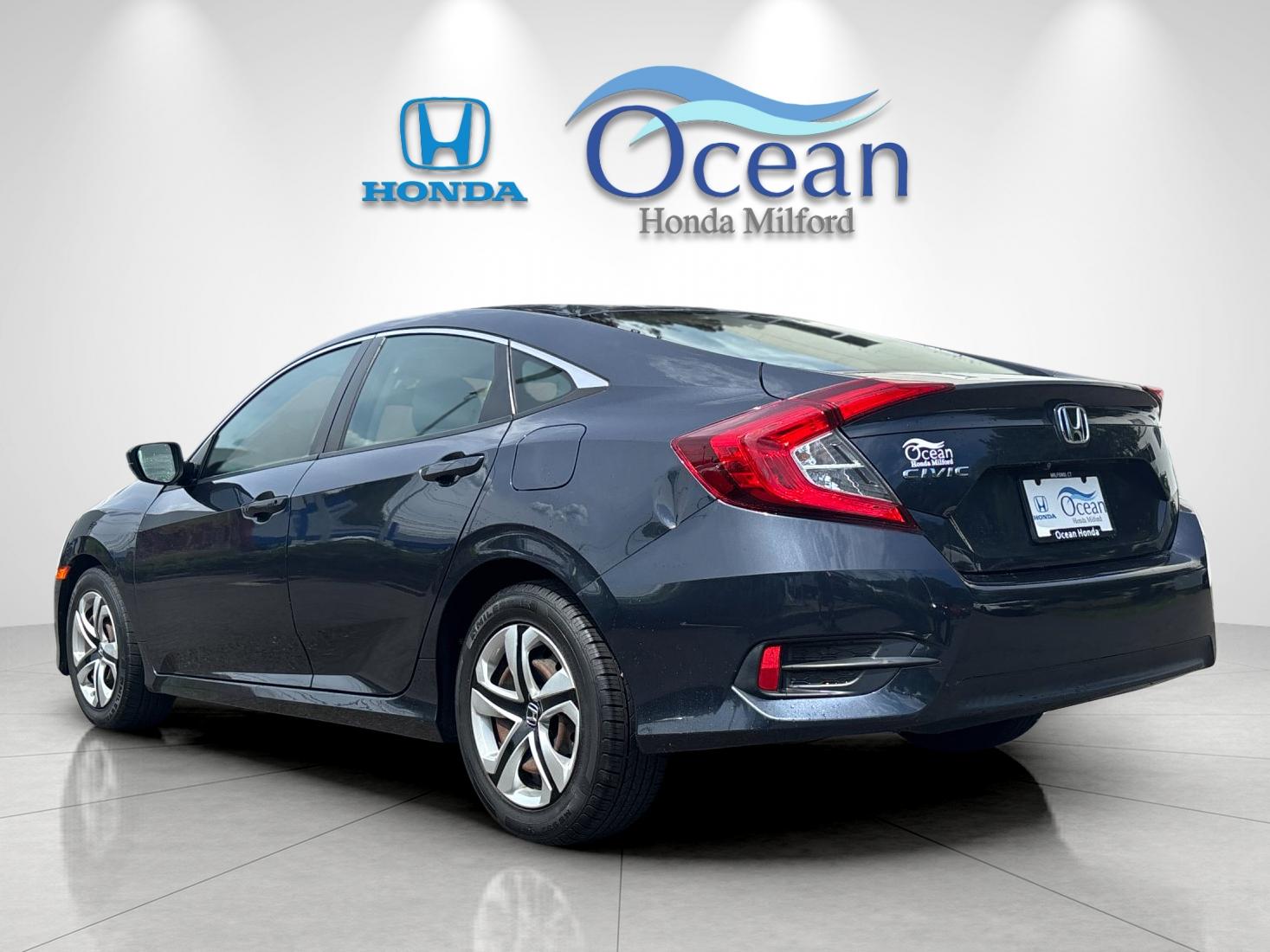 Used 2018 Aegean Blue Metallic Honda LX image 5