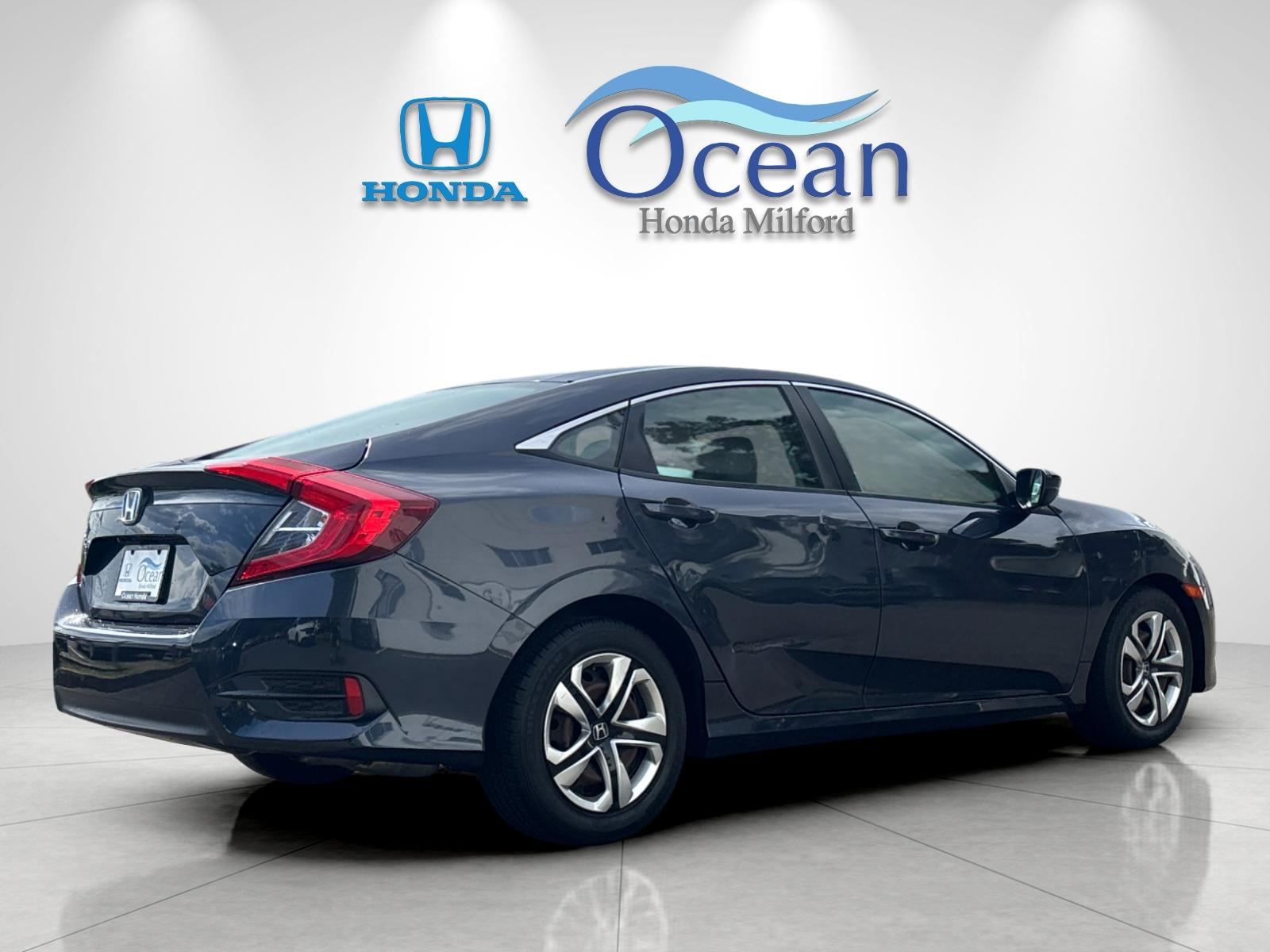 Used 2018 Aegean Blue Metallic Honda LX image 3