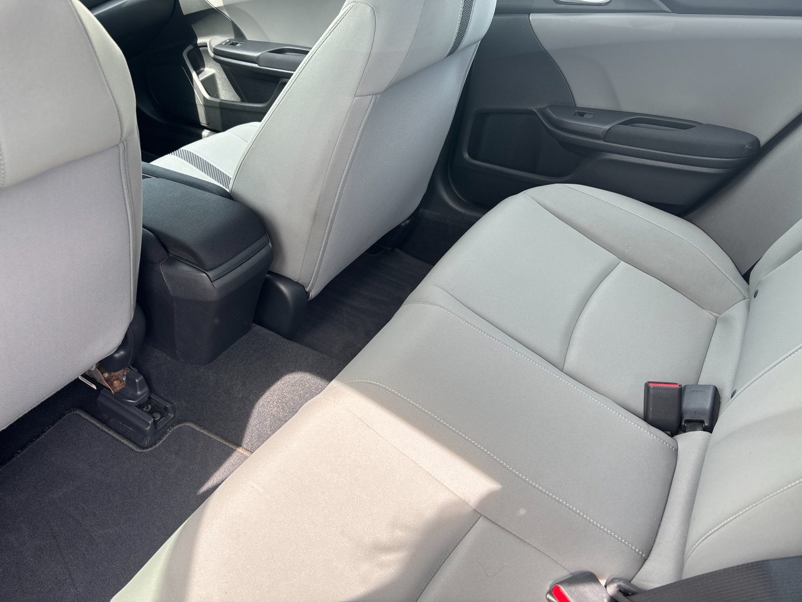 Used 2018 Aegean Blue Metallic Honda LX image 13
