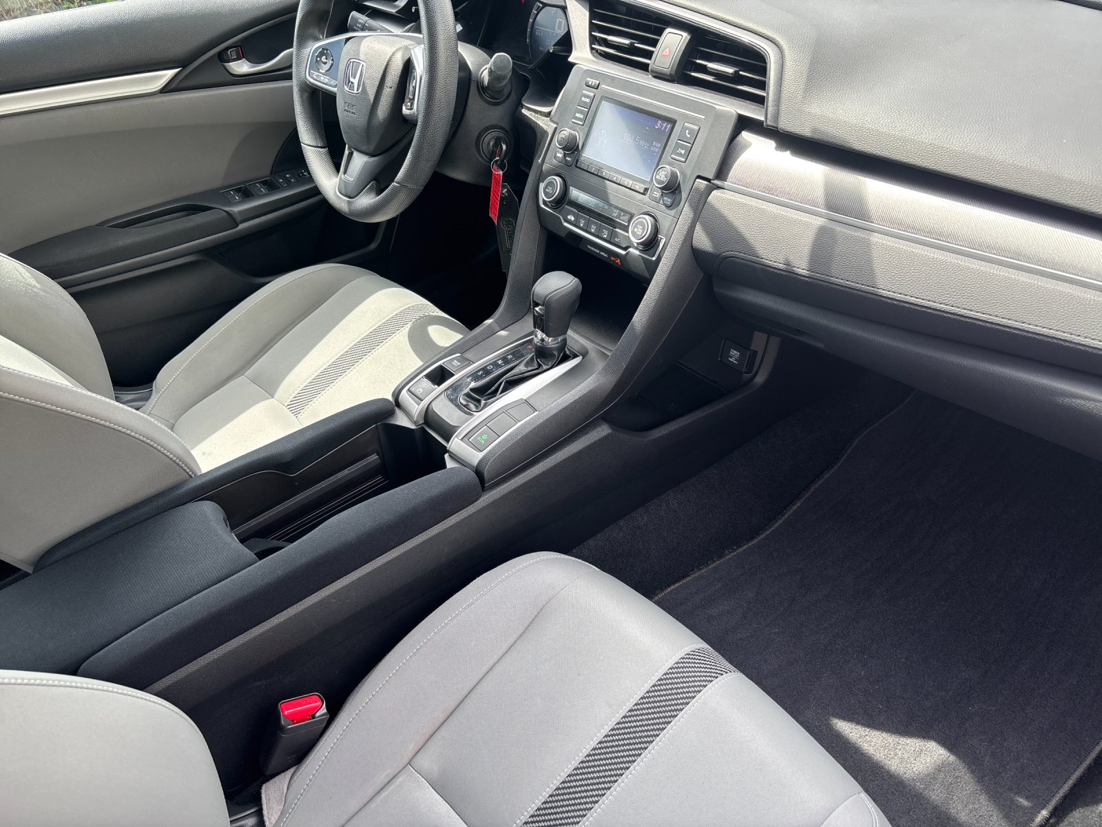 Used 2018 Aegean Blue Metallic Honda LX image 16
