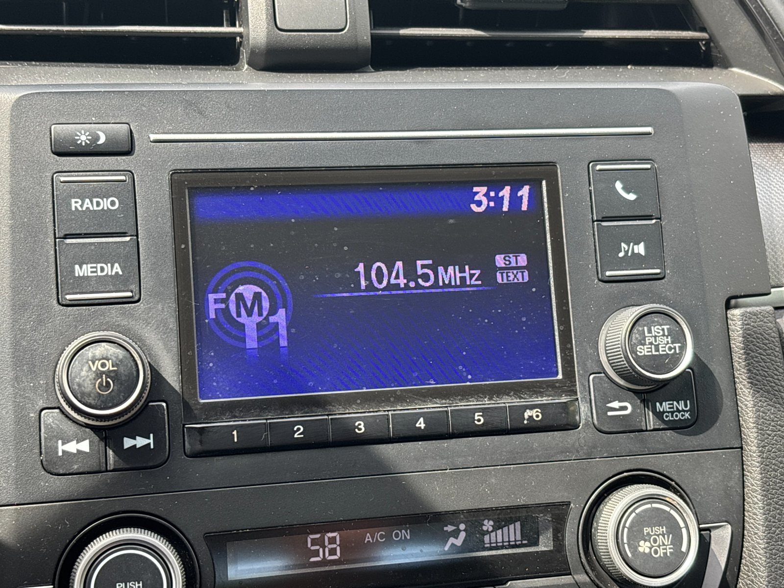 Used 2018 Aegean Blue Metallic Honda LX image 18