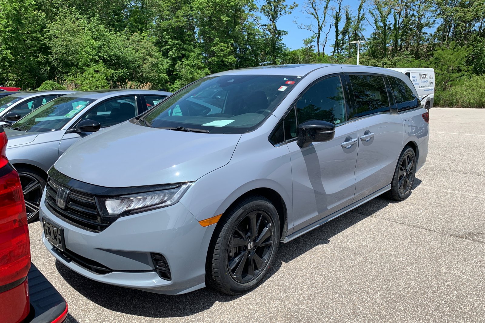 2023 Honda Odyssey SPORT's photo