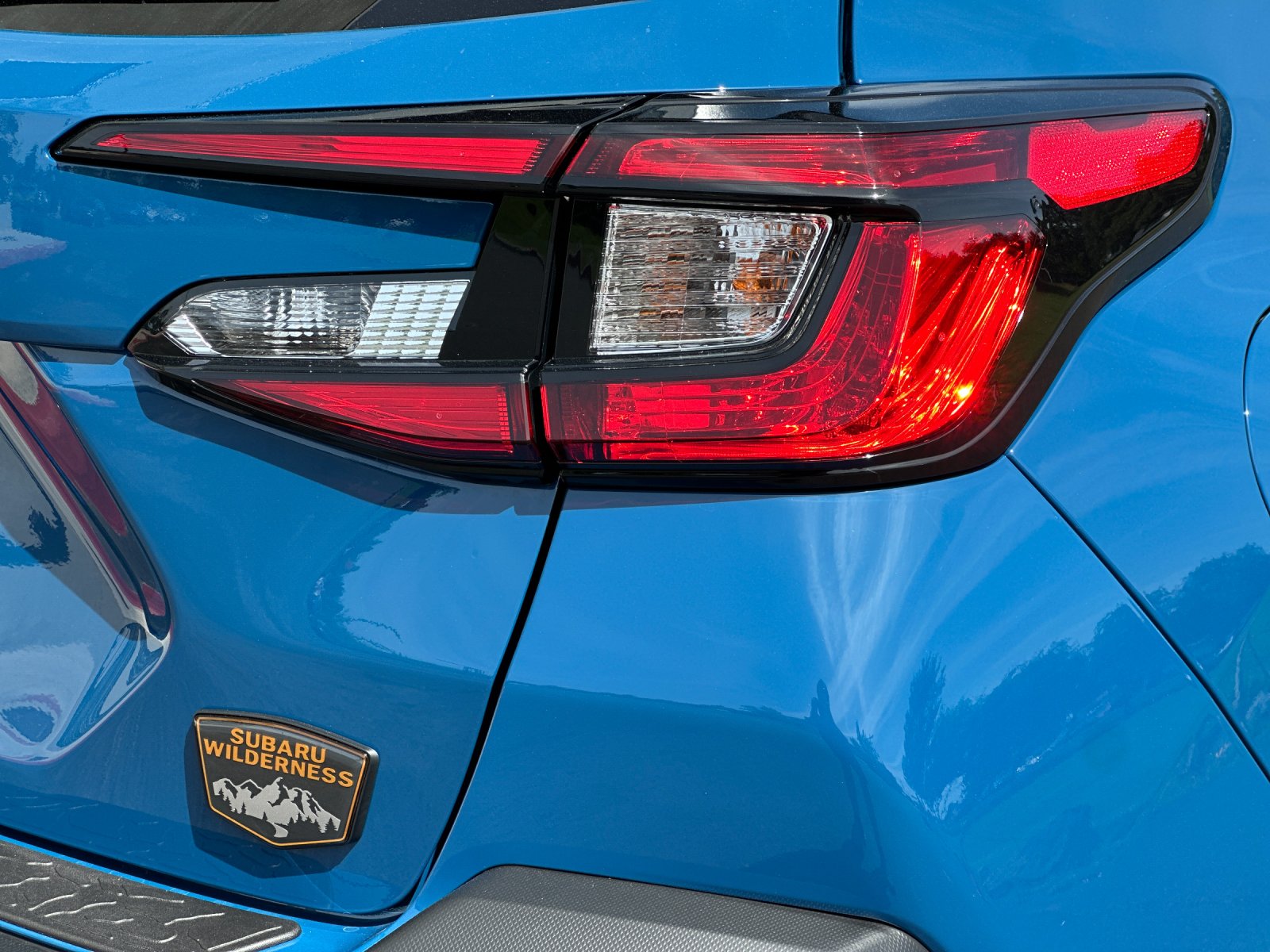 New 2026 GEYSER BLUE Subaru Wilderness image 26