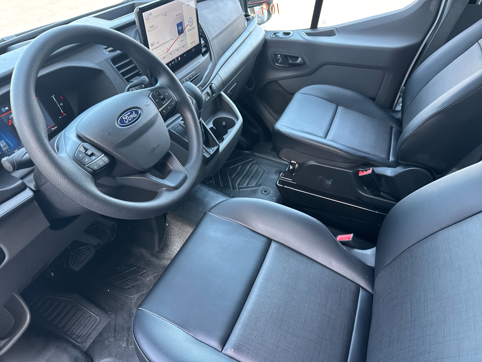 New 2026 Oxford White Ford Cargo Van image 9