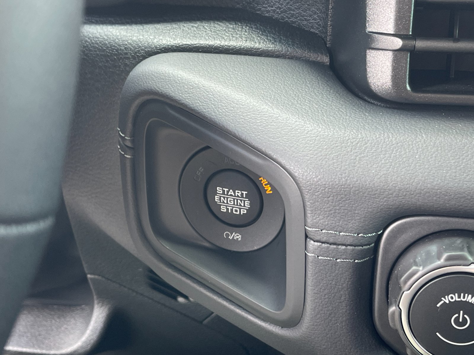 New 2026 41 Exterior Paint Jeep Mojave image 22