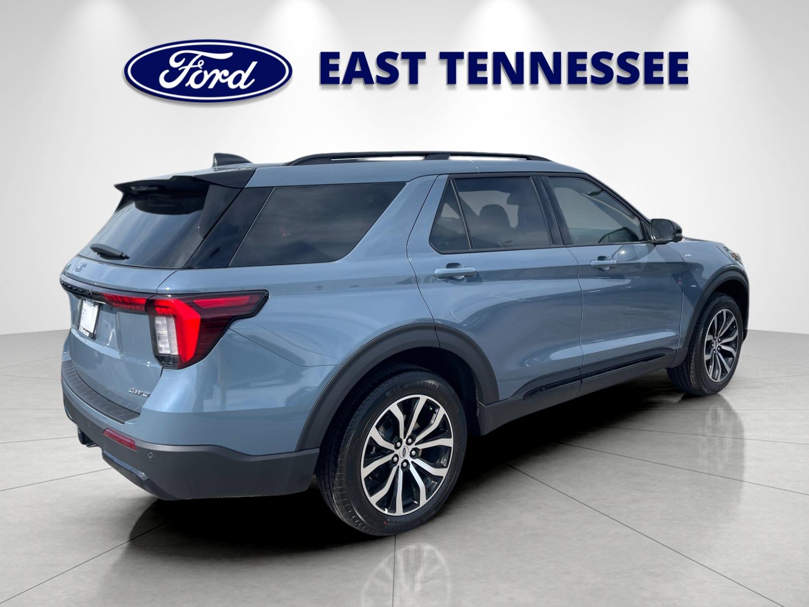 New 2026 Blue Ford ST-Line image 3