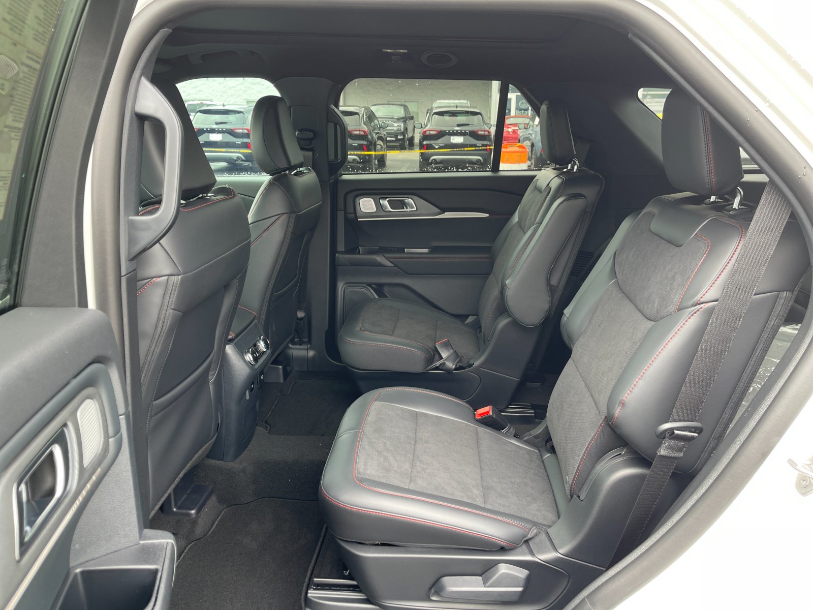 New 2026 Star White Metallic Tri-Coat Ford ST image 13