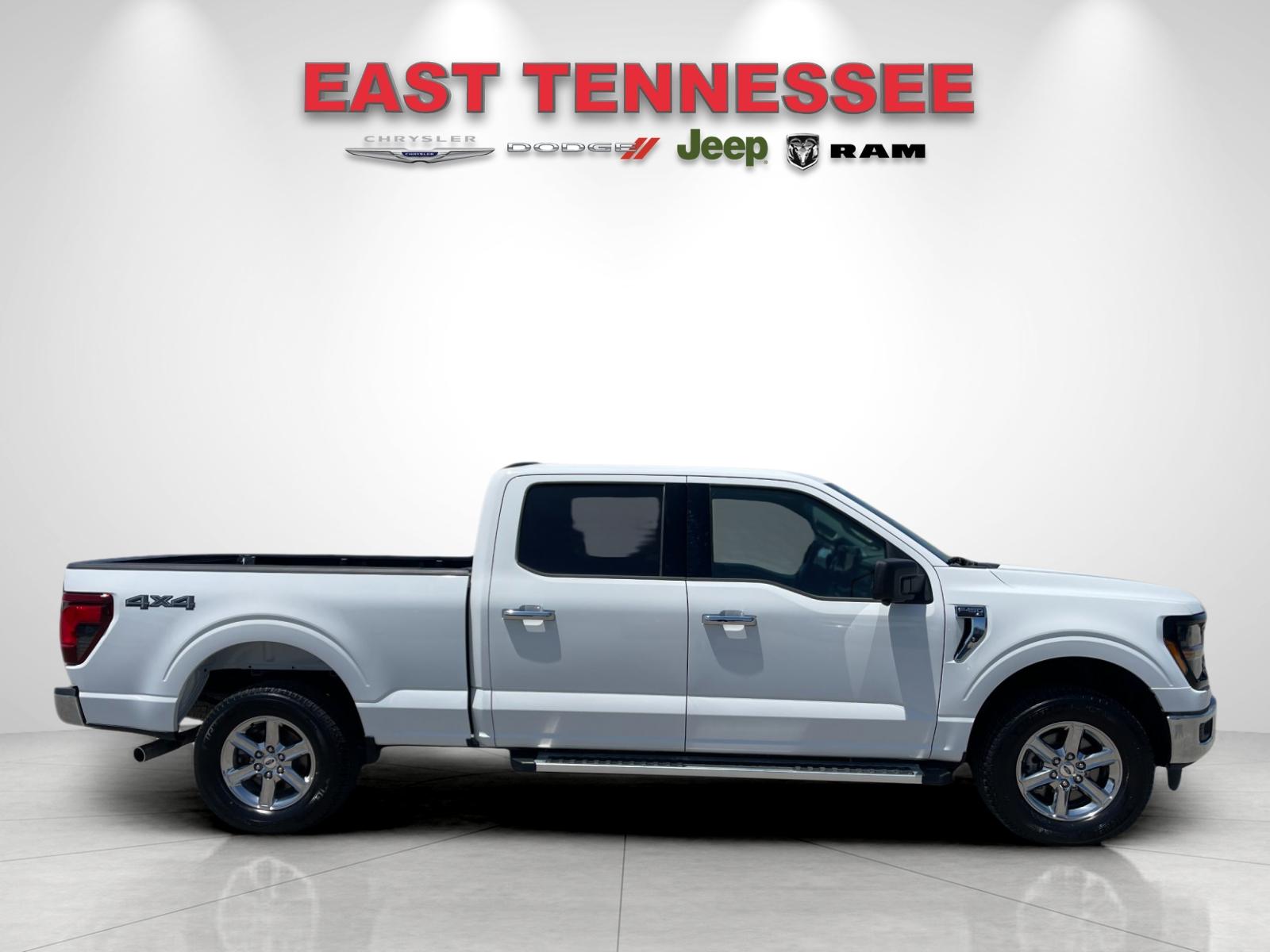 Used 2024  Ford XLT image 2