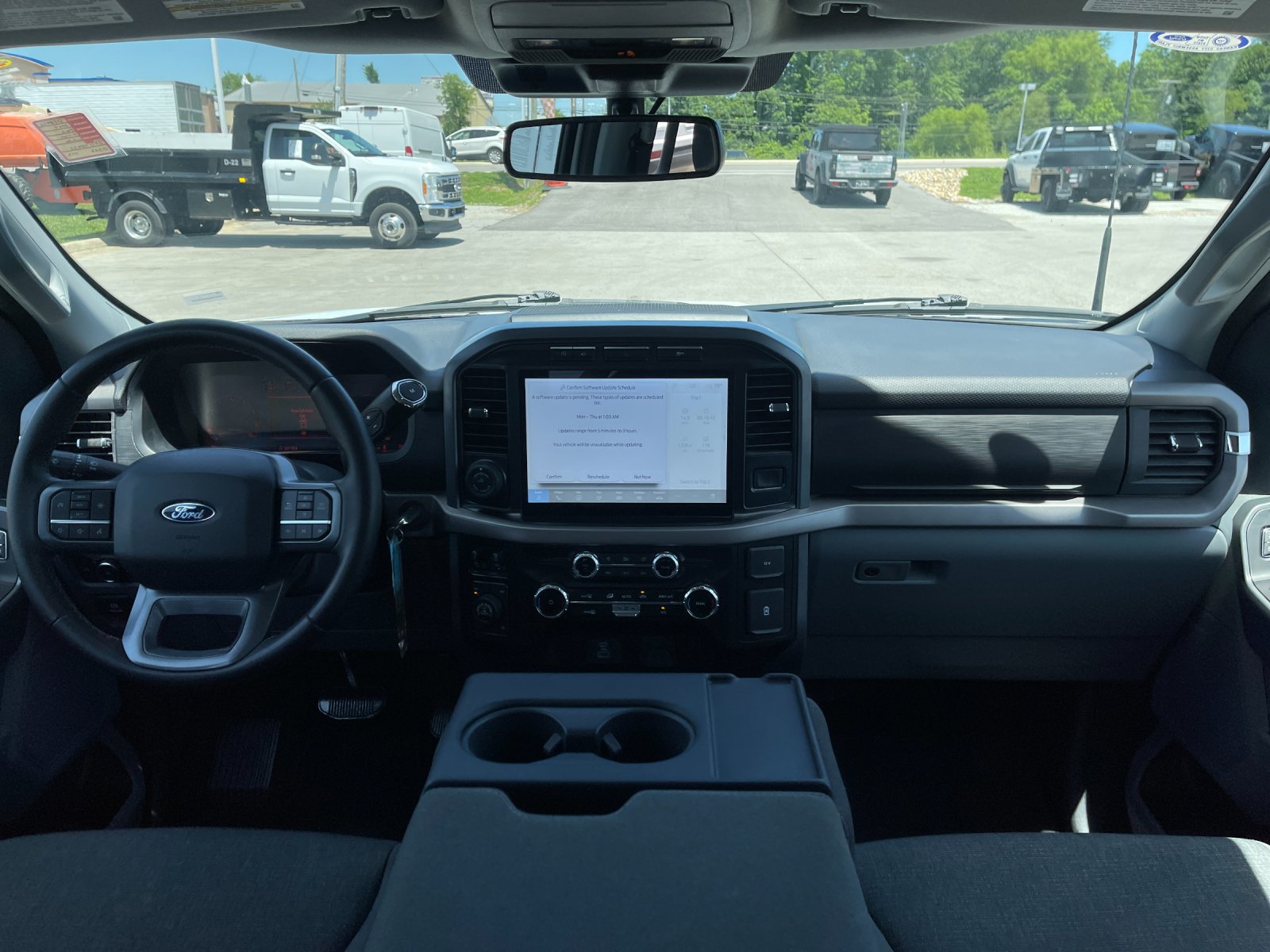 Used 2024  Ford XLT image 15