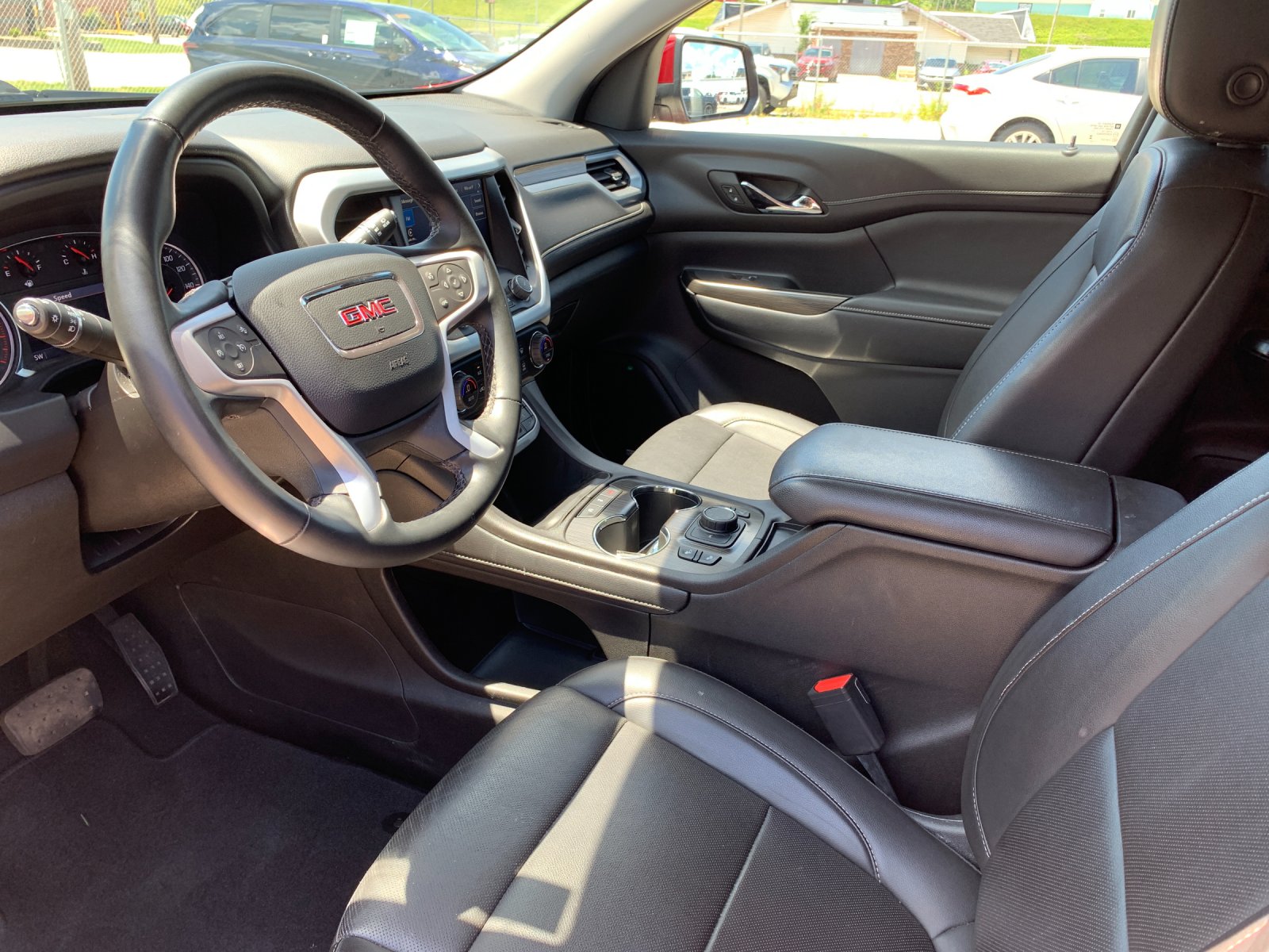 Used 2023 Red GMC SLT image 11