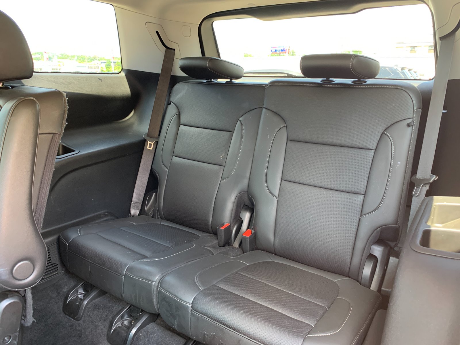 Used 2023 Red GMC SLT image 18