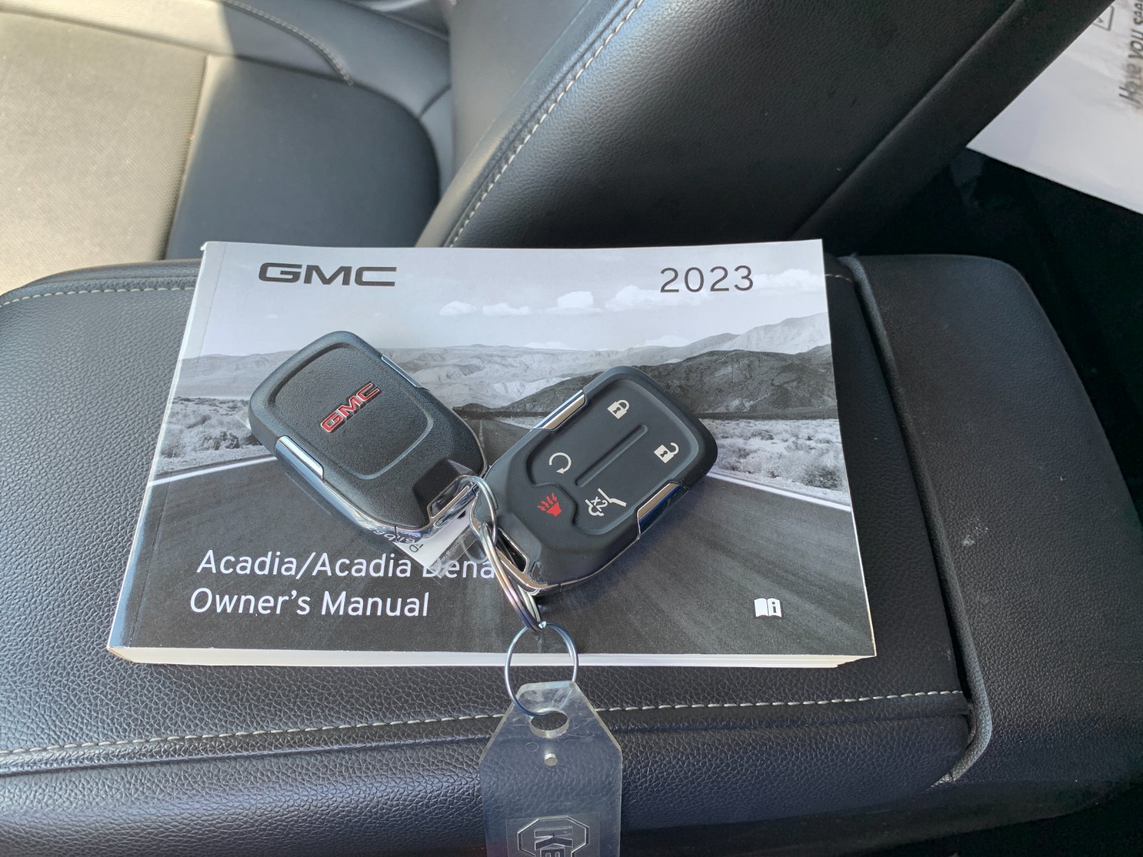 Used 2023 Red GMC SLT image 9