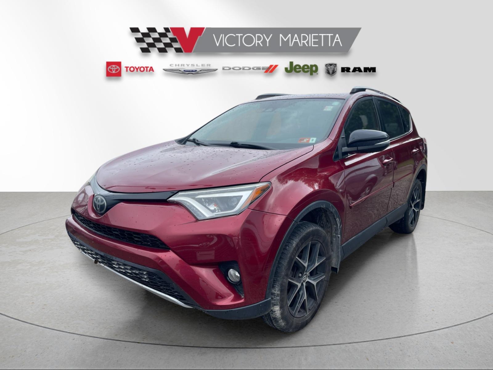 2018 Toyota RAV4 SE AWD's photo