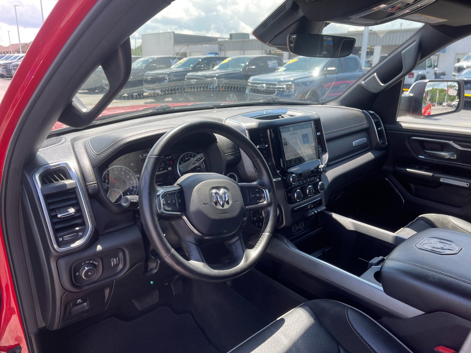 2024 RAM Ram 1500 Pickup Laramie - Photo 11