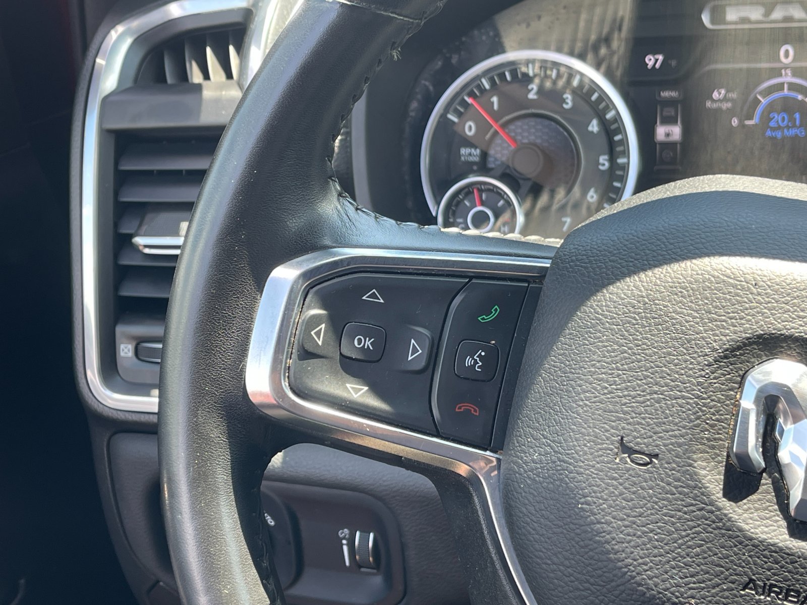 2024 RAM Ram 1500 Pickup Laramie - Photo 26