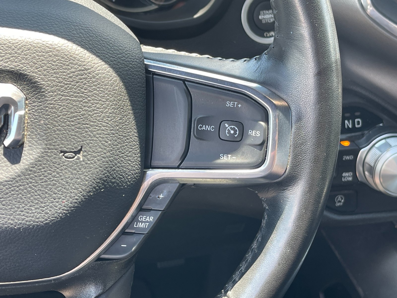 2024 RAM Ram 1500 Pickup Laramie - Photo 27