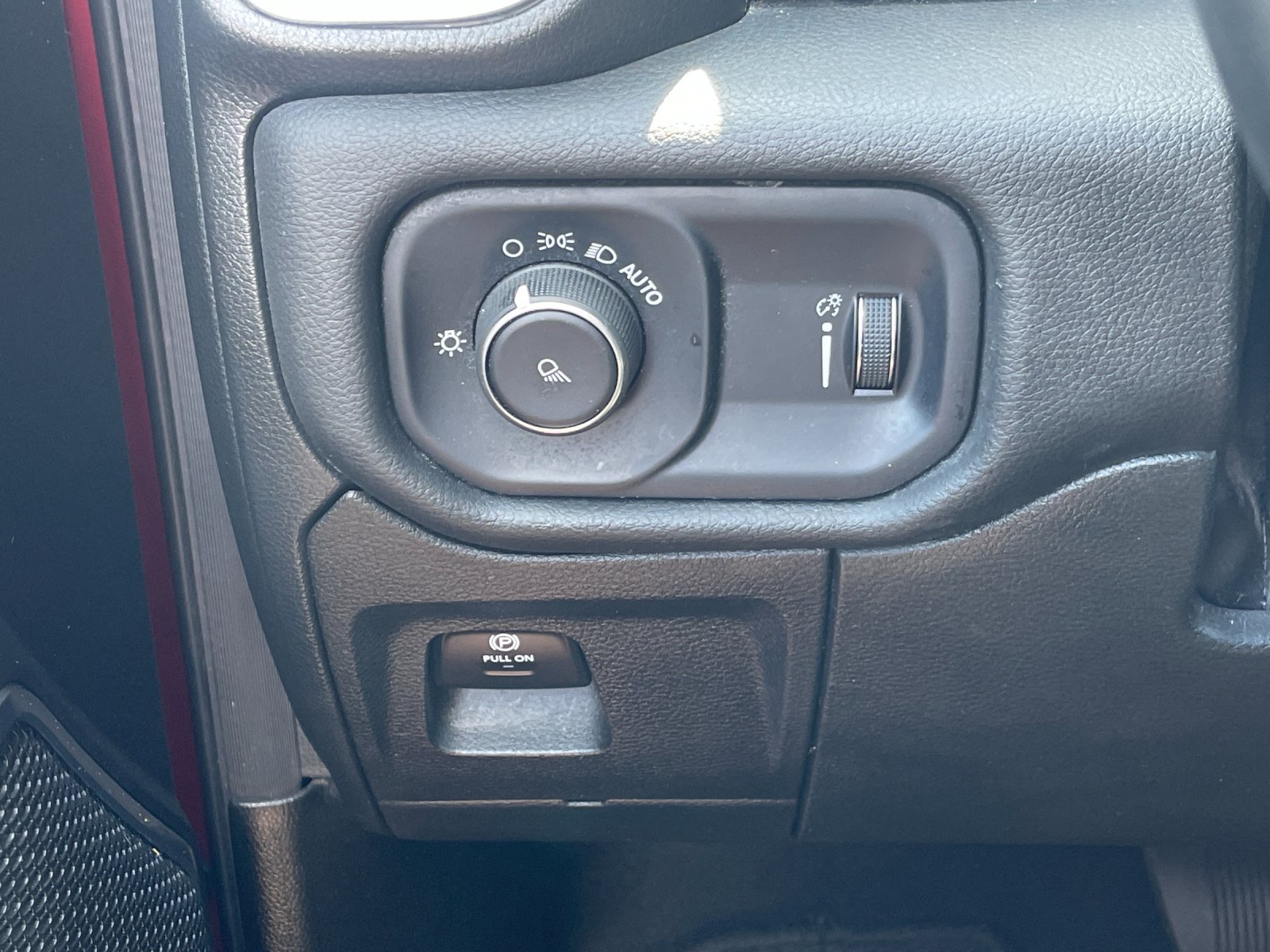 2024 RAM Ram 1500 Pickup Laramie - Photo 30