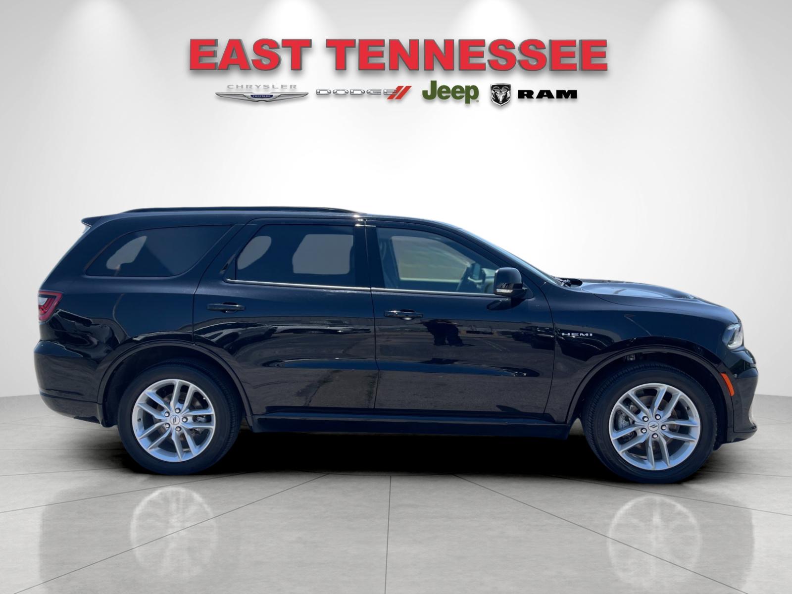 Used 2025  Dodge R/T image 2