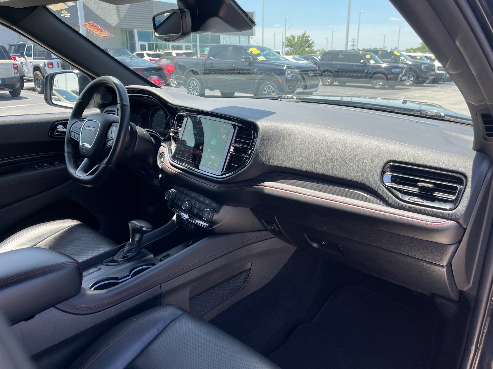 Used 2025  Dodge R/T image 19