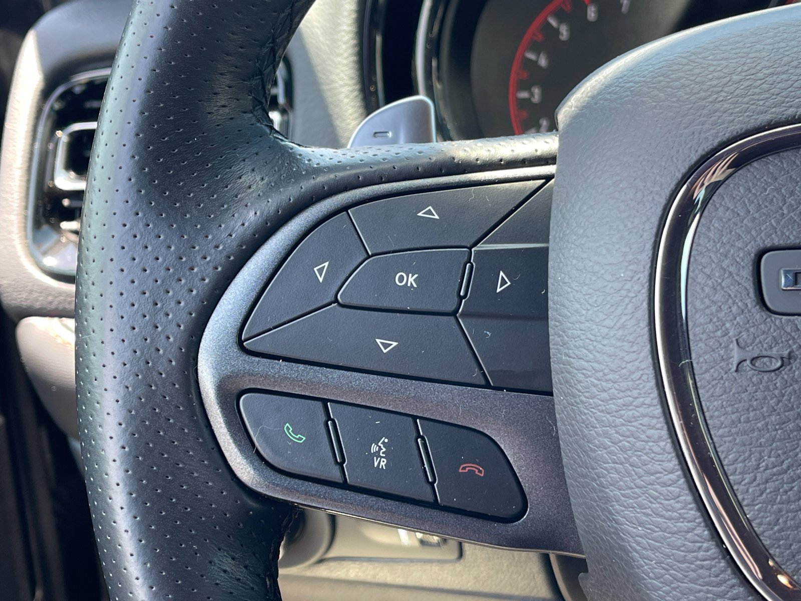 Used 2025  Dodge R/T image 29