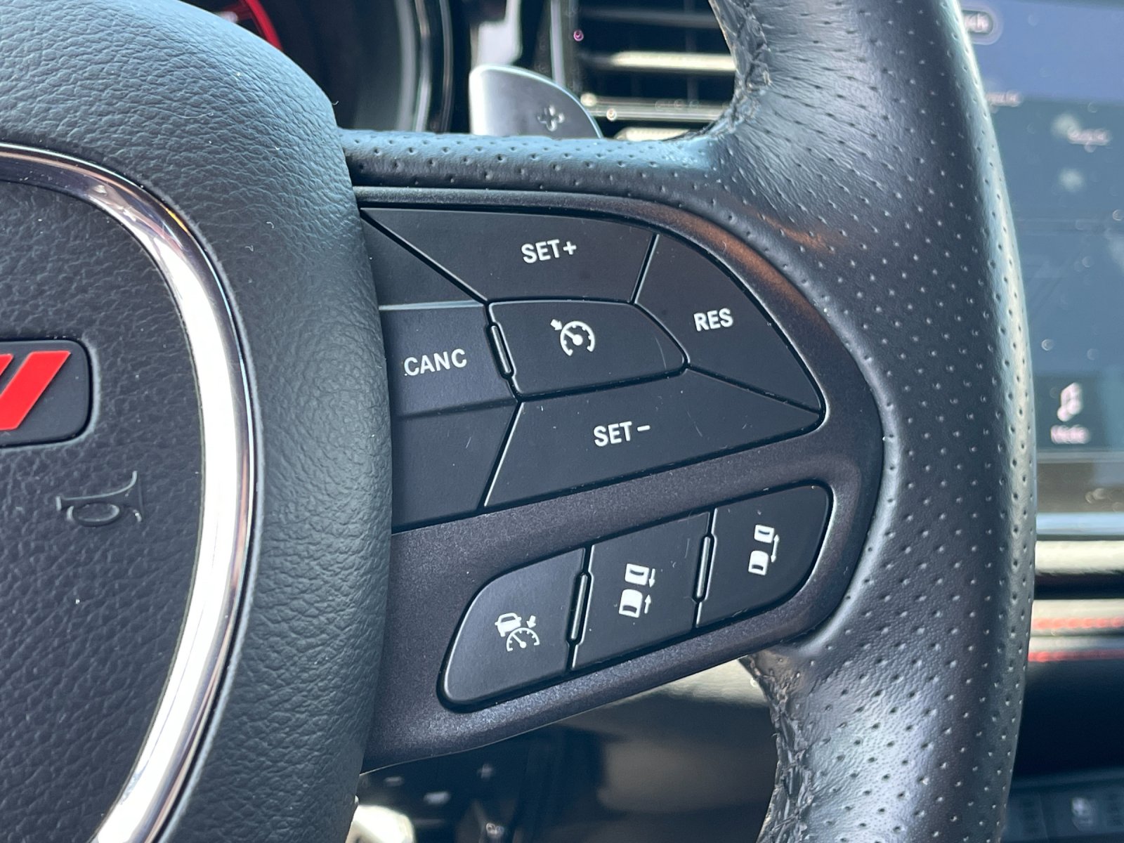 Used 2025  Dodge R/T image 30