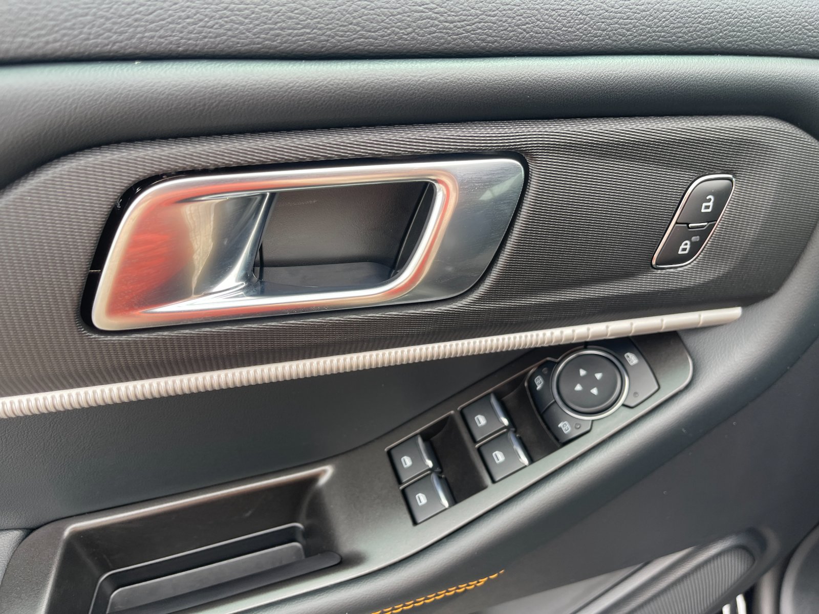 New 2026 Agate Black Metallic Ford Tremor image 12