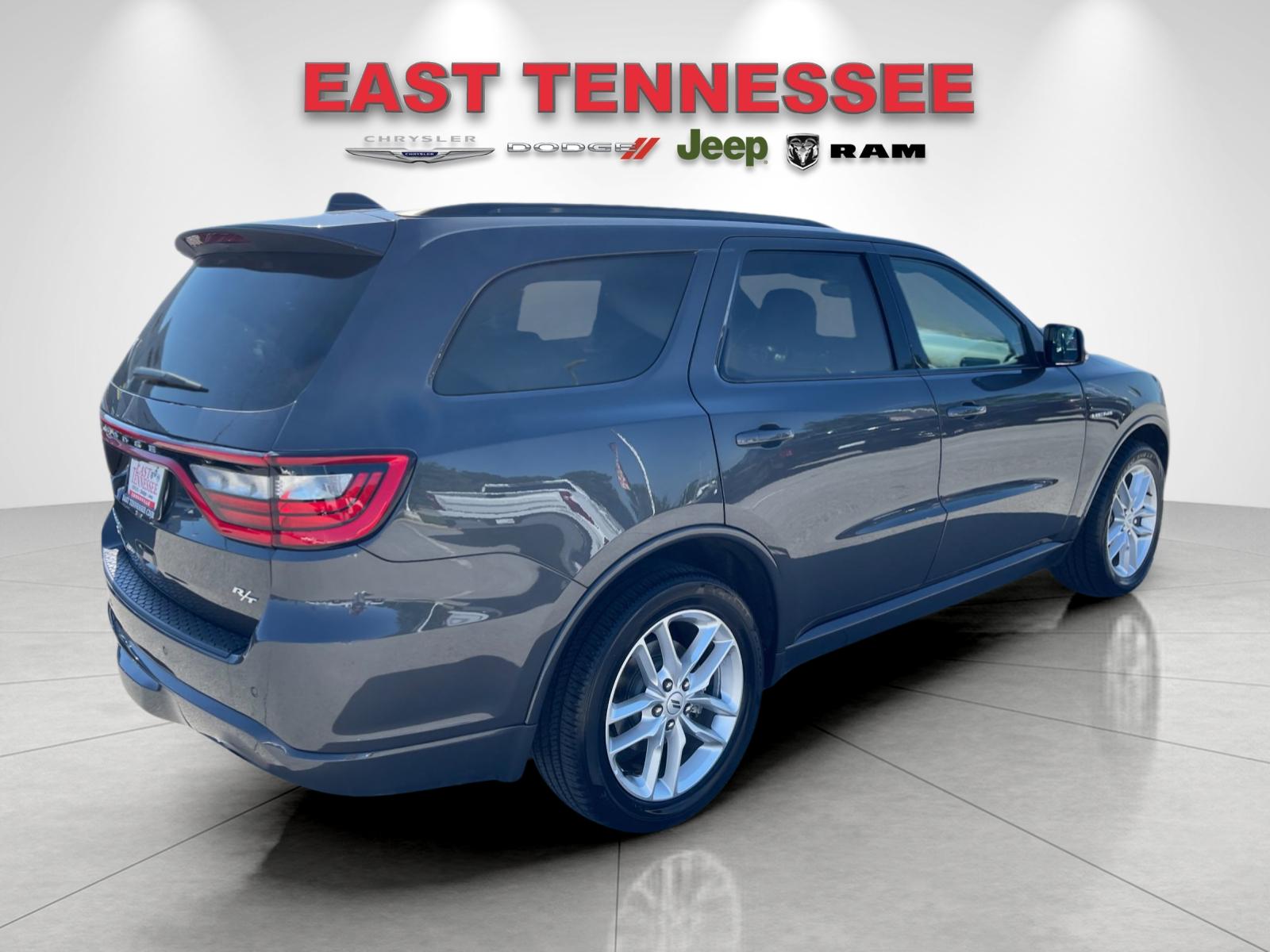 Used 2025  Dodge R/T image 3