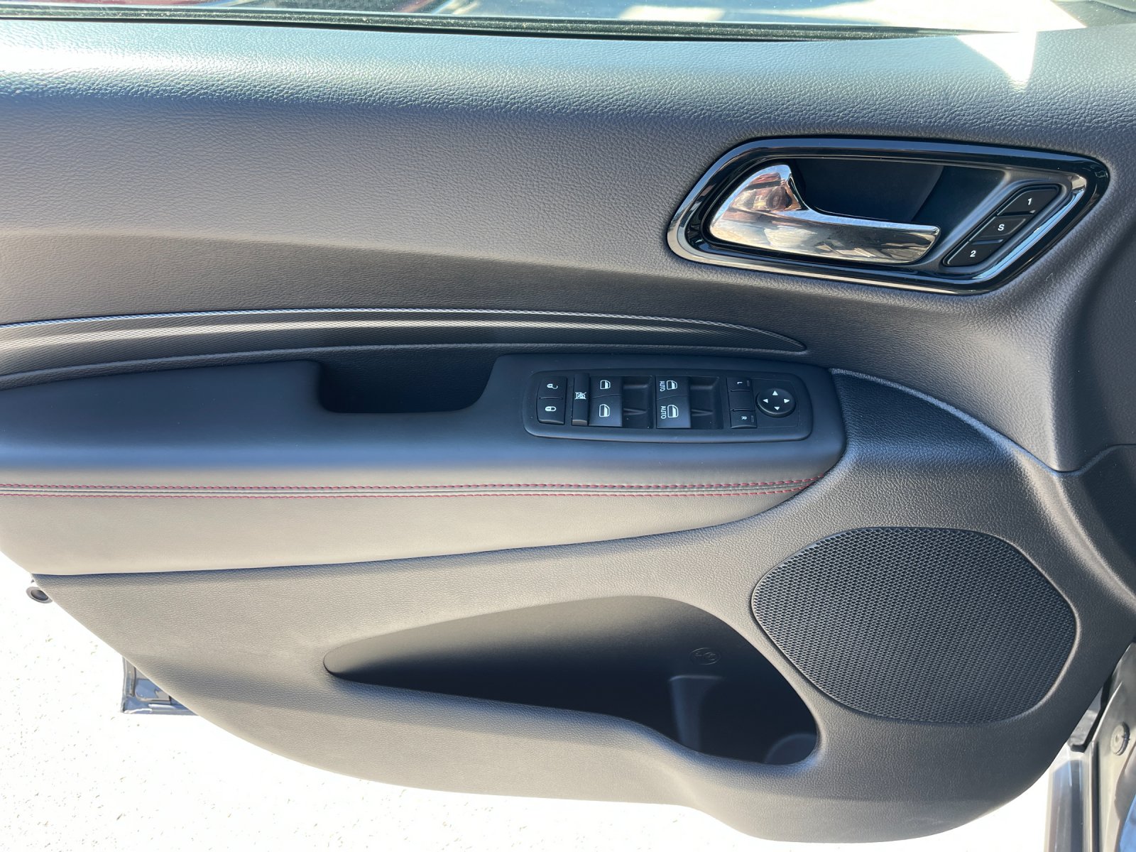 Used 2025  Dodge R/T image 12