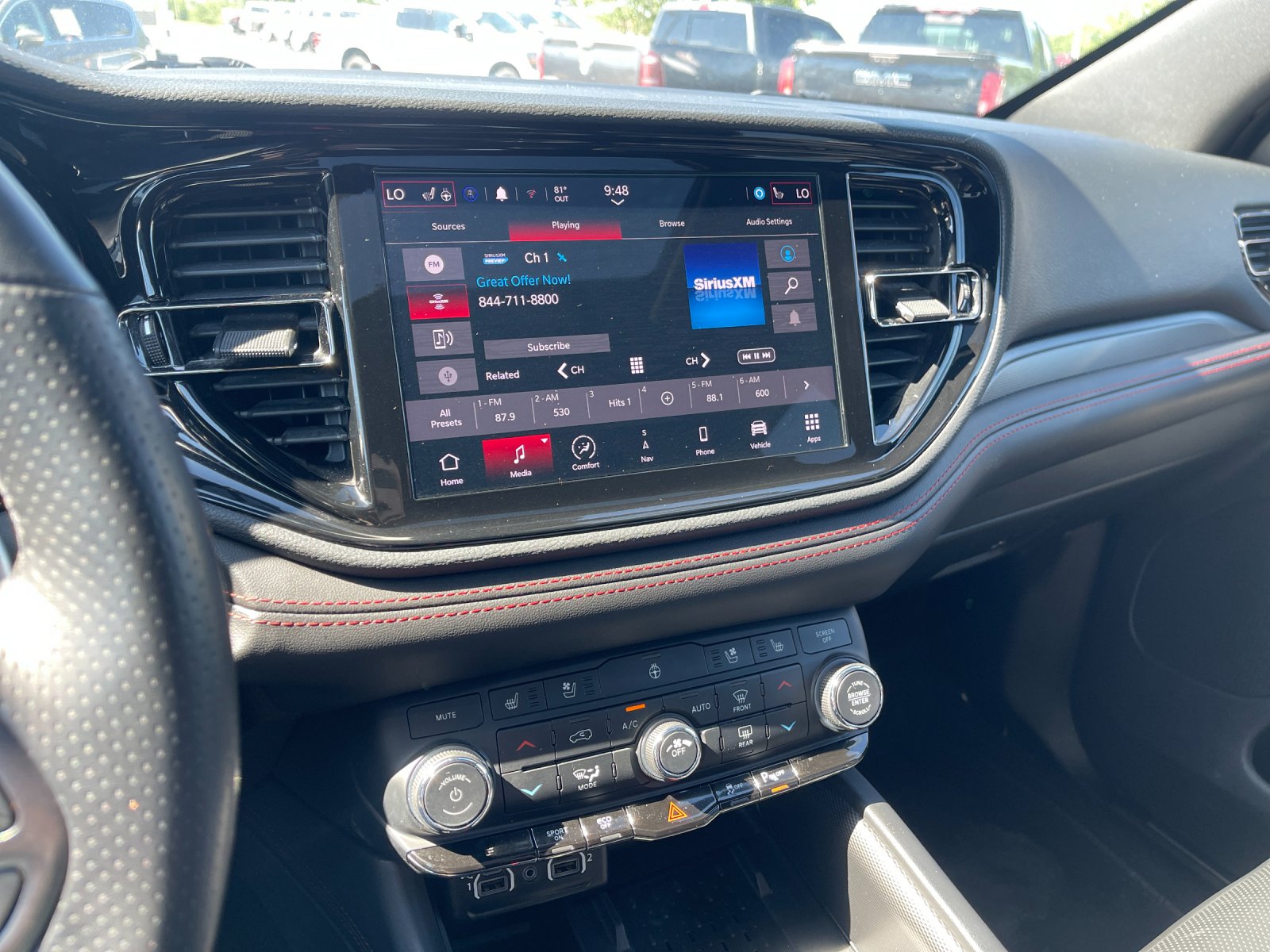 Used 2025  Dodge R/T image 22