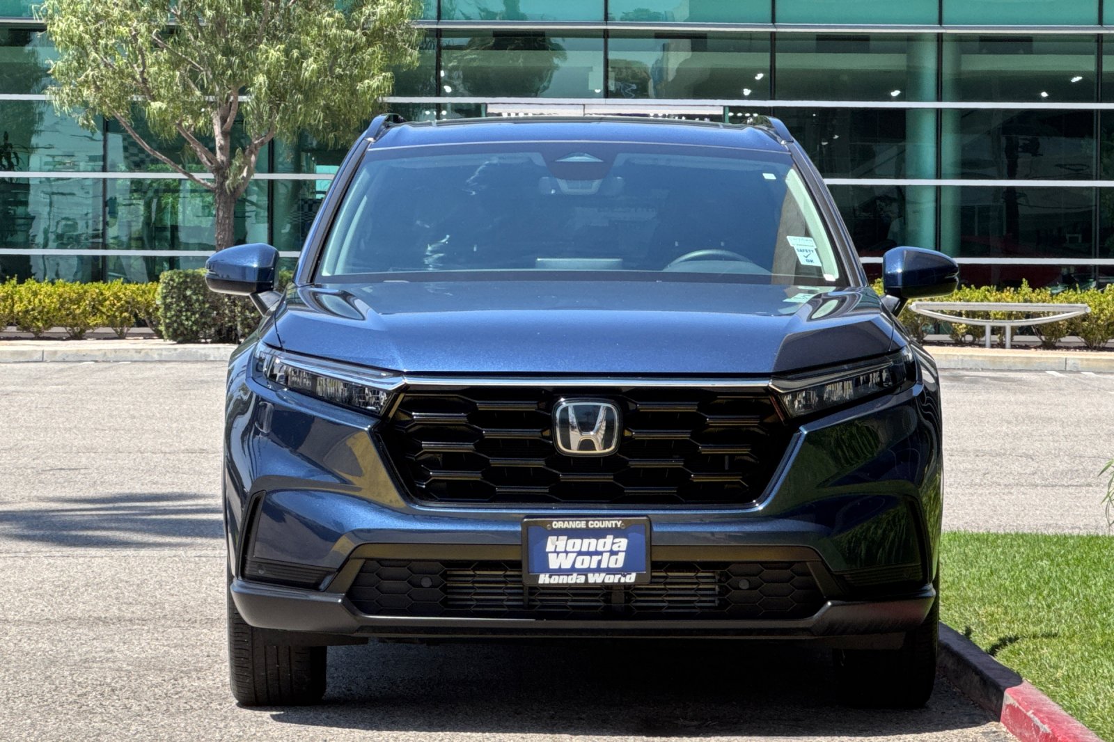 Certified Used 2025 Canyon River Blue Metallic Honda 1.5T 2WD EX-L image 9