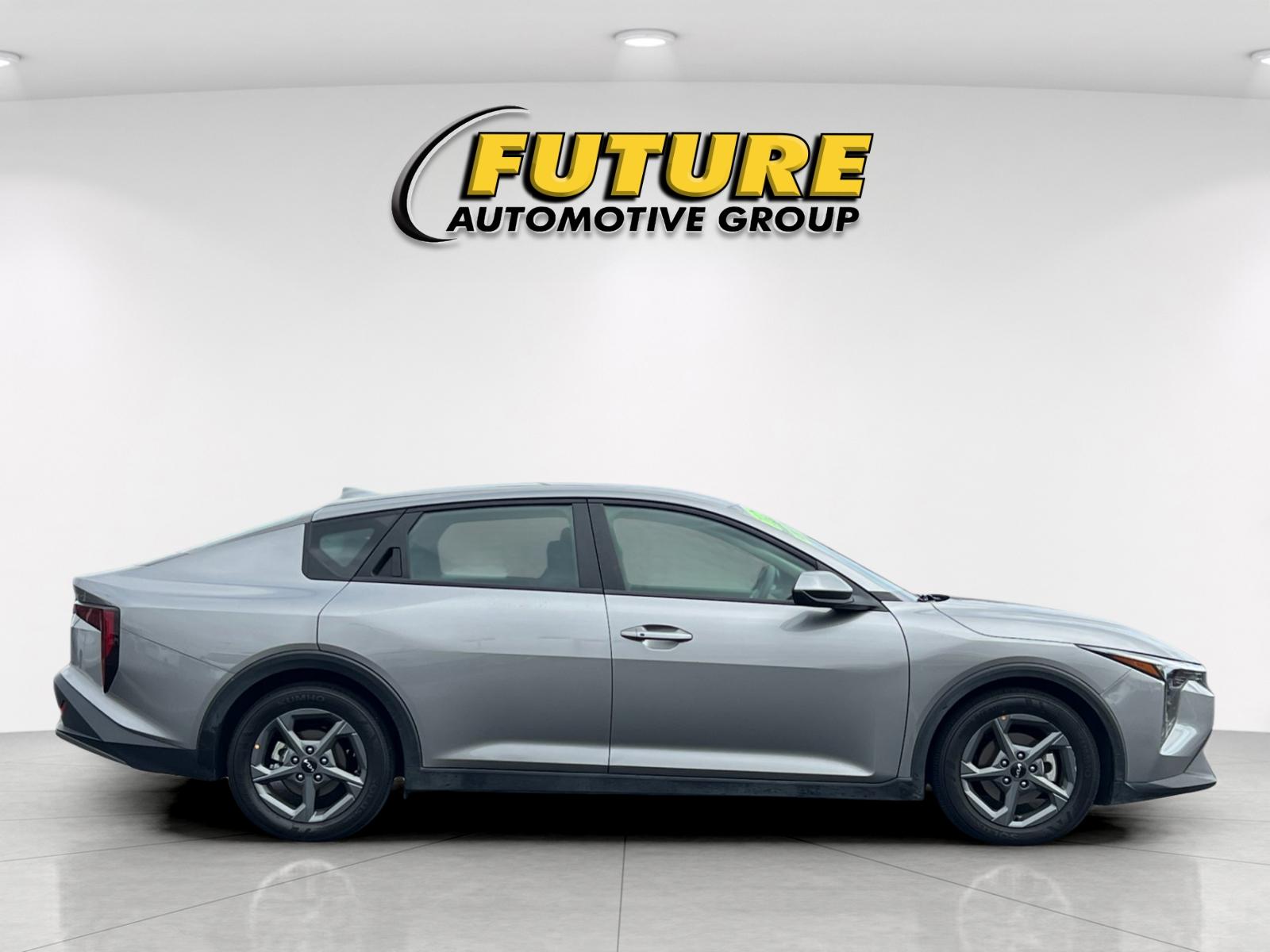 Used 2025 Gray Kia LXS image 2