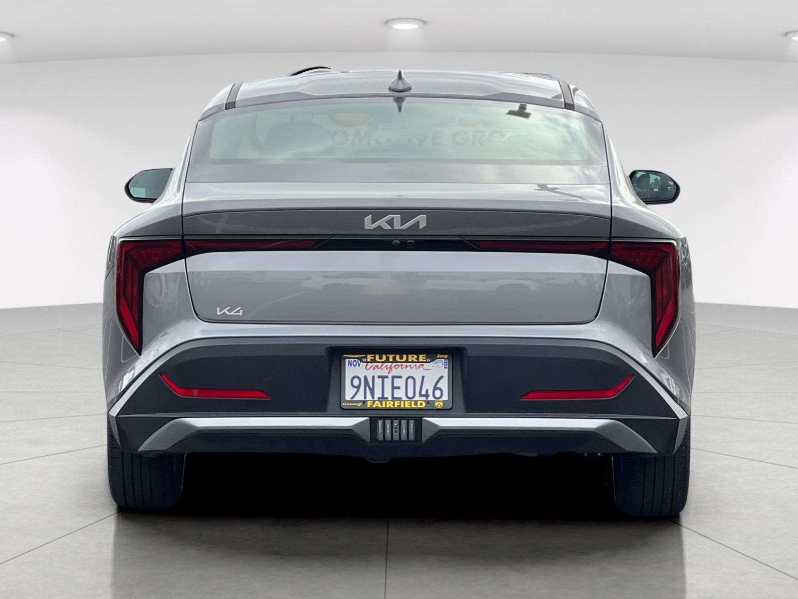 Used 2025 Gray Kia LXS image 4