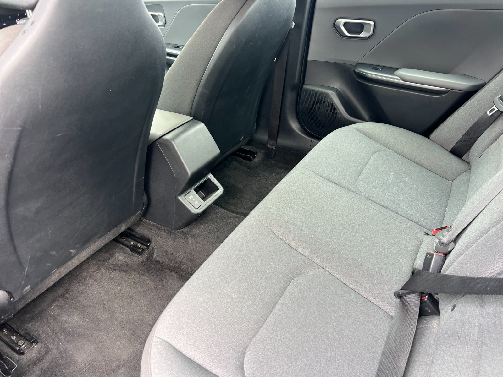 Used 2025 Gray Kia LXS image 11