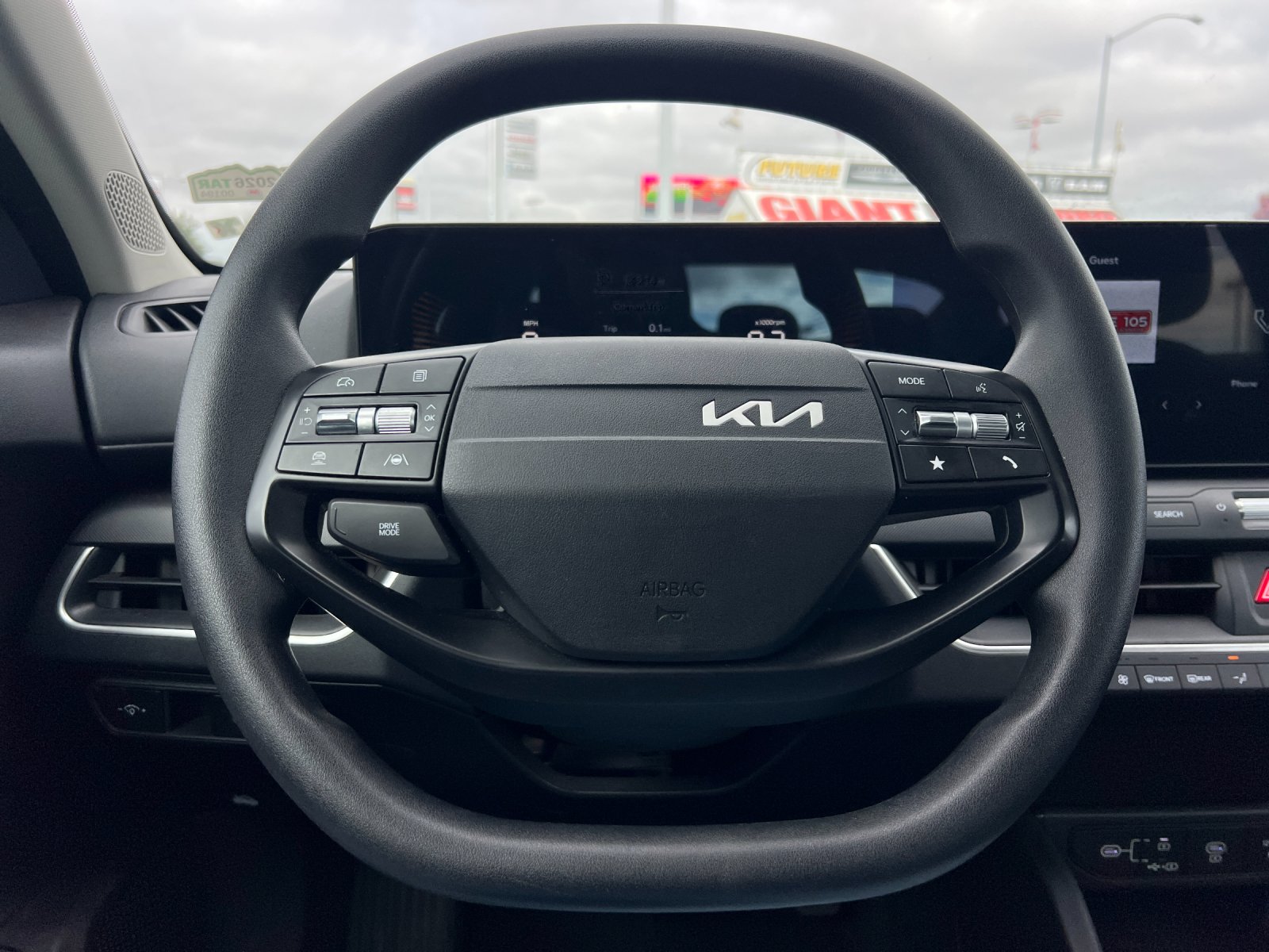 Used 2025 Gray Kia LXS image 21