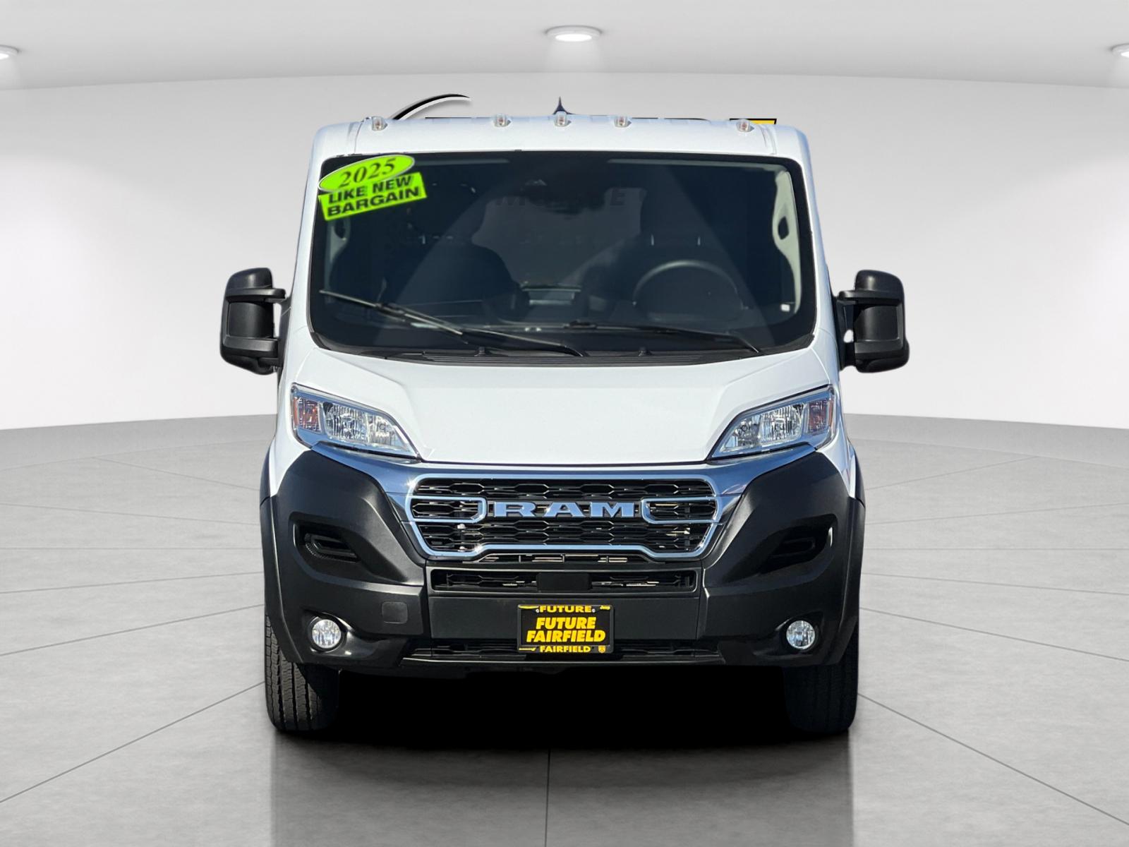 Used 2025 White Ram Base image 8