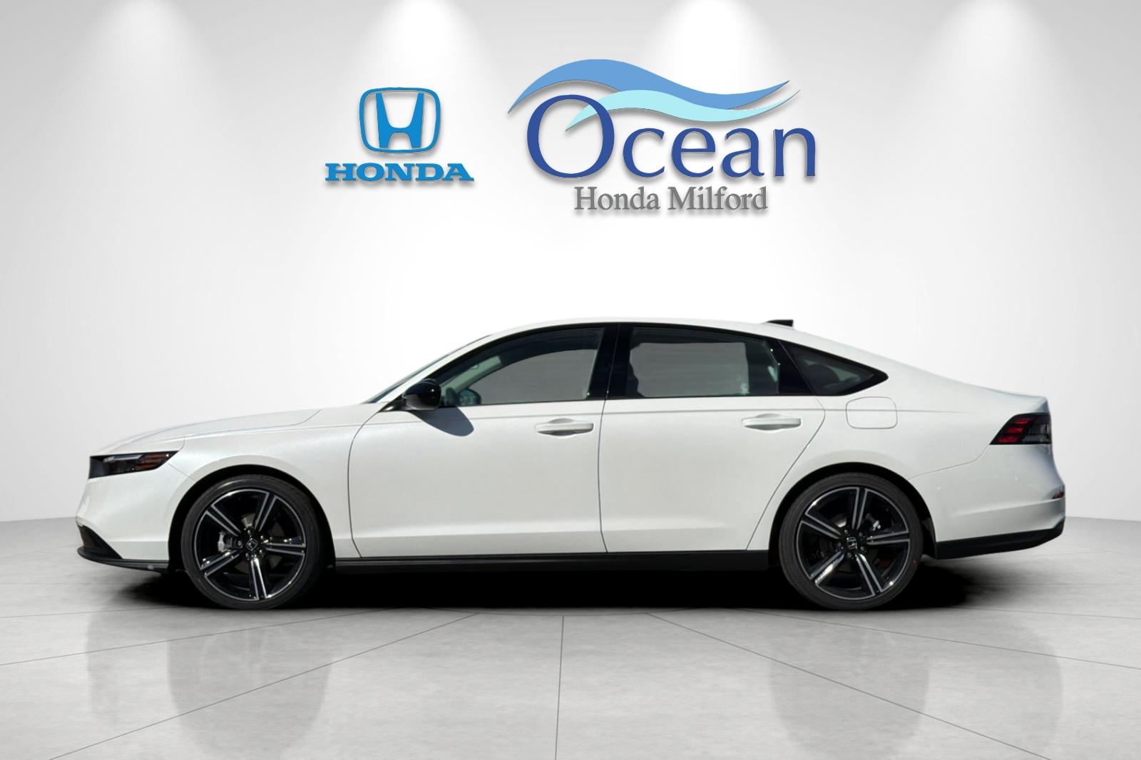 New 2026 Platinum White Pearl Honda SE image 2