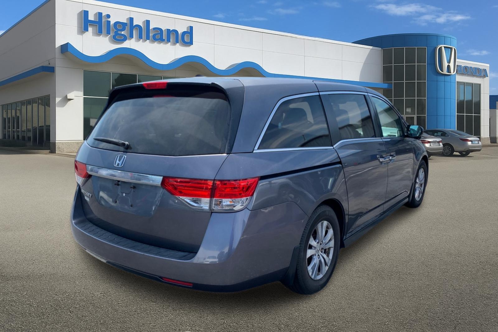 Used 2016 Modern Steel Metallic Honda EX-L image 4