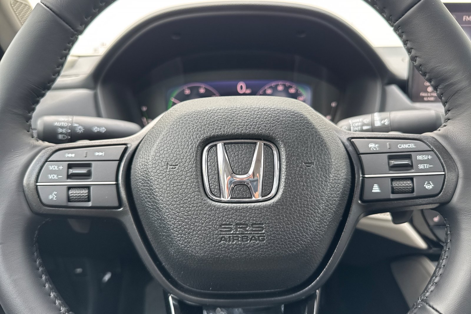New 2026 Platinum White Pearl Honda EX-L image 24