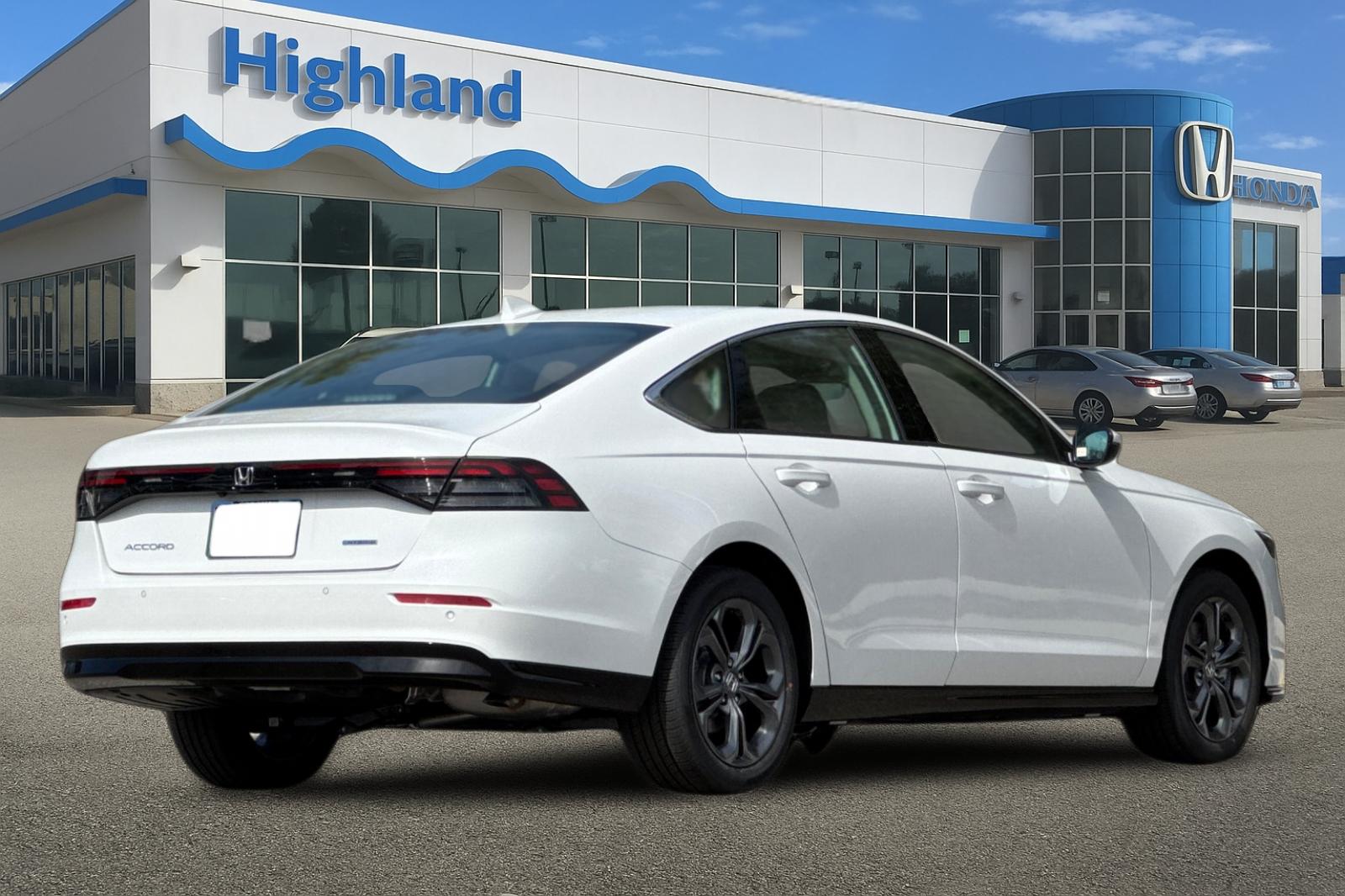 New 2026 Platinum White Pearl Honda EX-L image 5
