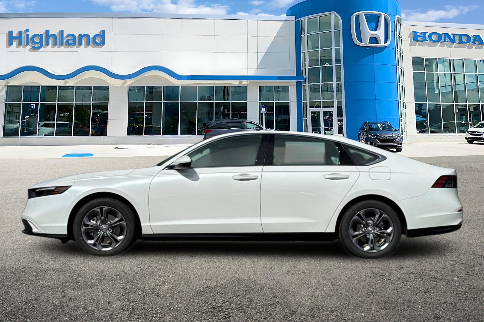 New 2026 Platinum White Pearl Honda EX-L image 2
